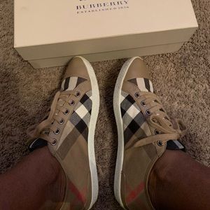 Burberry Sneakers